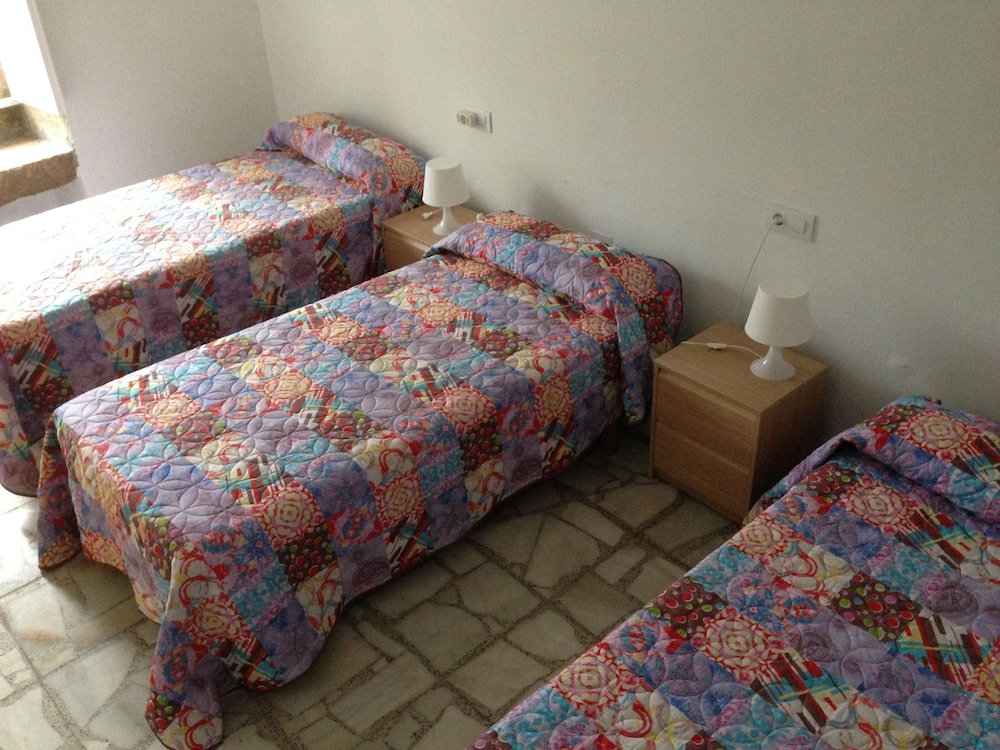 Suite, 3 Twin Beds, Ensuite