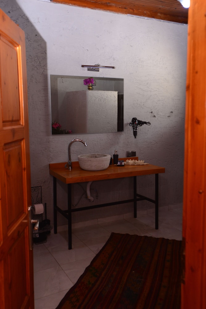 Luxury Double Room, 1 Bedroom, Non Smoking, Garden View photo 2