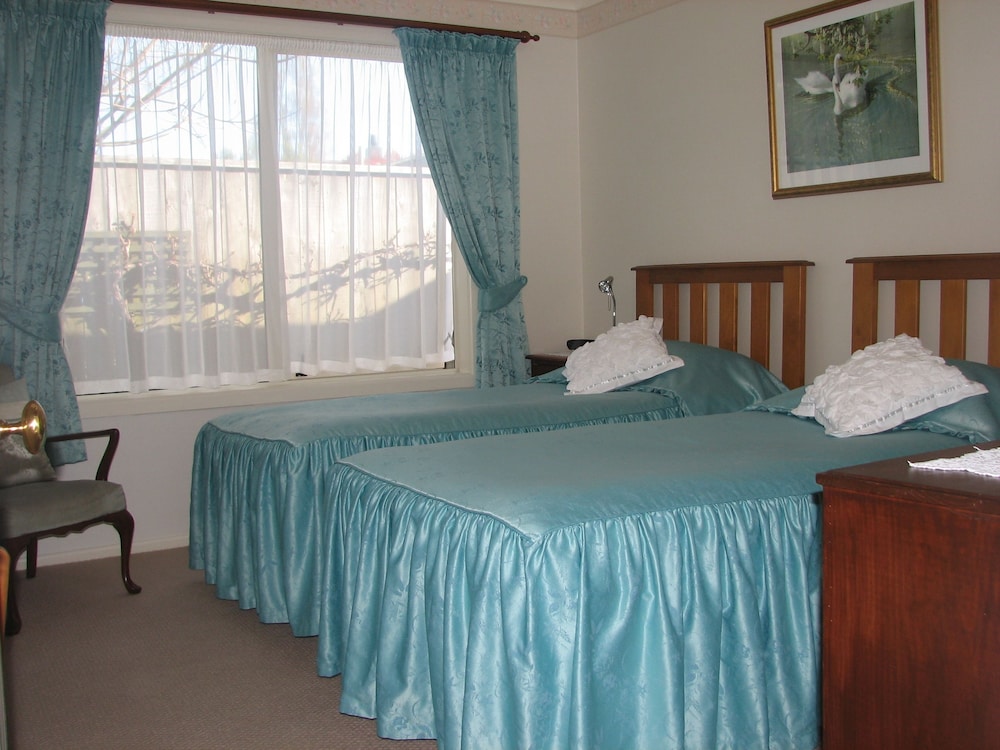 Standard Room photo 2