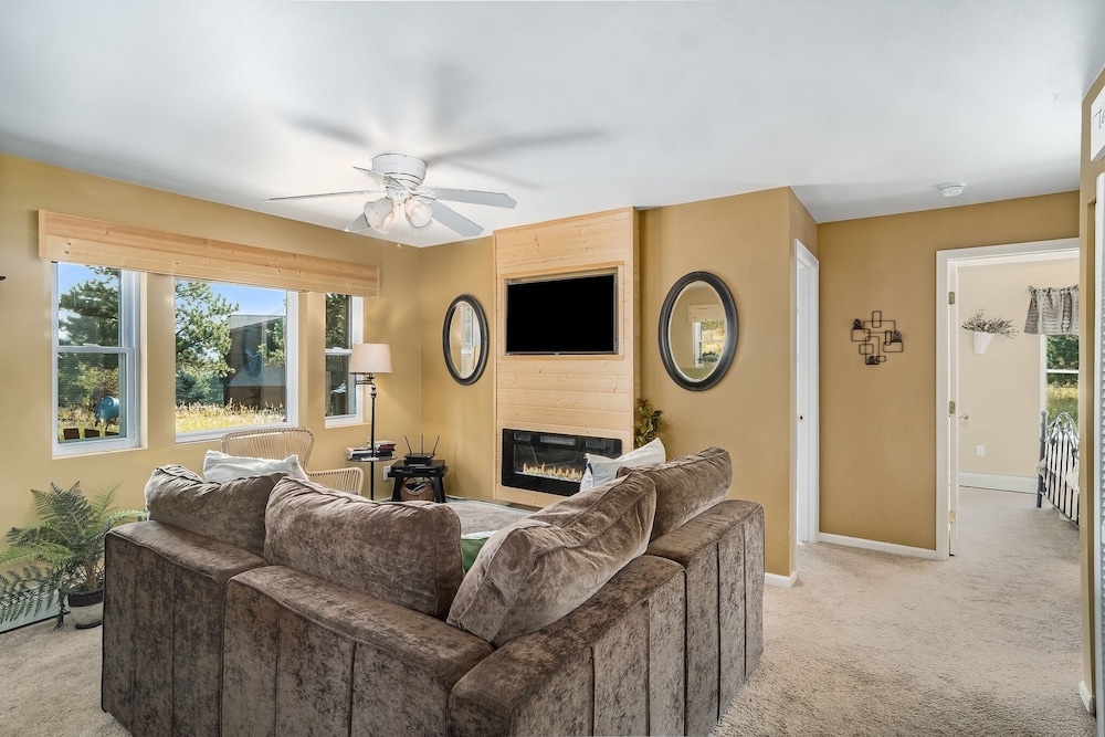 Townhome, 2 Bedrooms