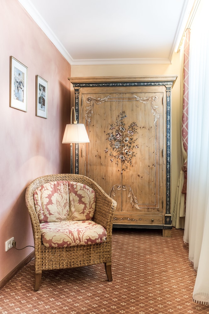 Single Room (grand lit) photo 3