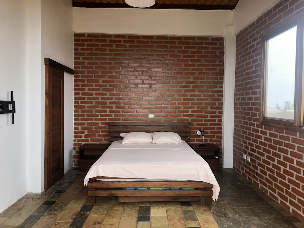 Superior Double Room, 1 Queen Bed, Beach View photo 3
