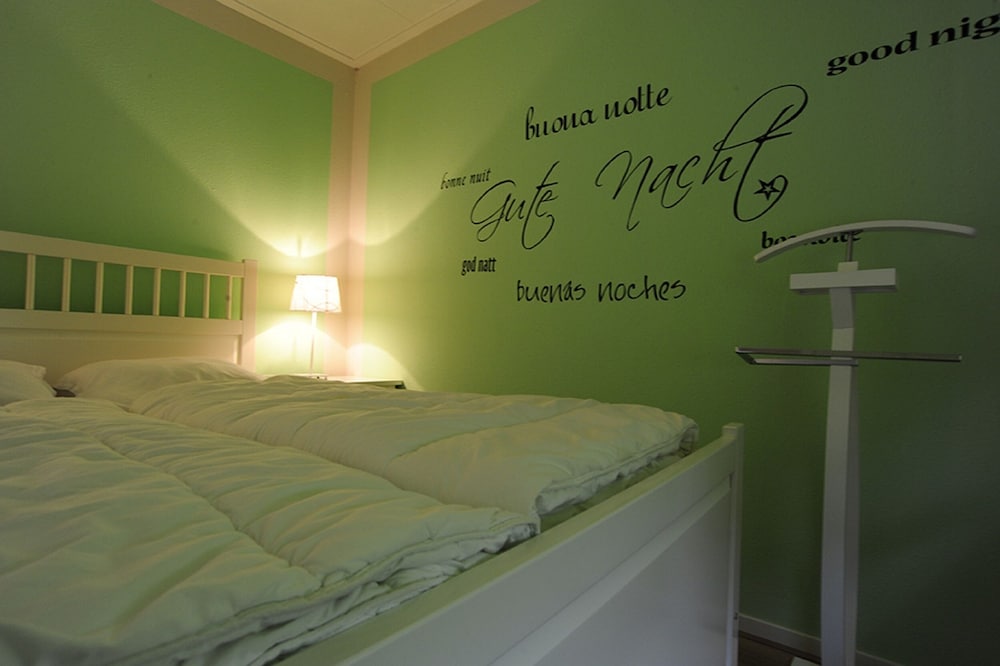 Bungalow, 3 Bedrooms, Balcony, Garden View photo 1