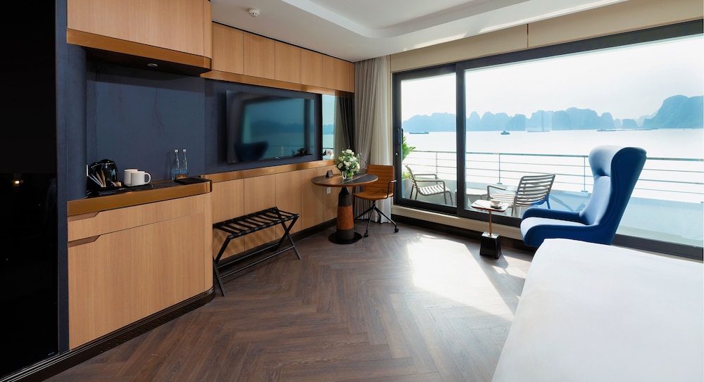 Veranda Suite with Balcony photo 1