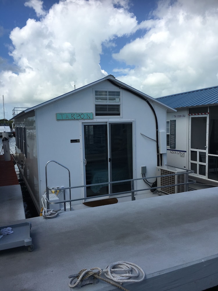 Tarpon: Aqua Lodge, 1 Bedroom, Bay View photo 2