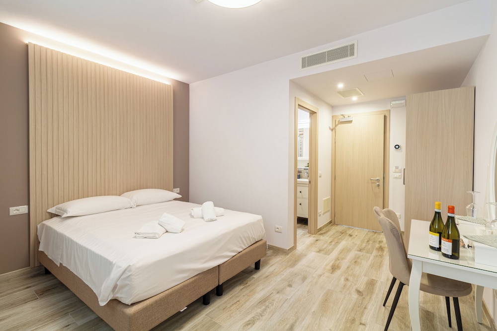 Standard Room, 1 Double Bed (Rondinella) photo 3