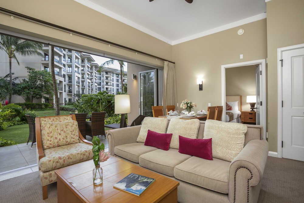 Condo, 1 Bedroom, Air conditioning, Garden View (1 Bedroom HKH-114) photo 3