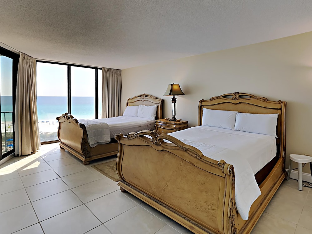 Condo, Multiple Beds, Balcony, Ocean View (T1 610 - No Pets)