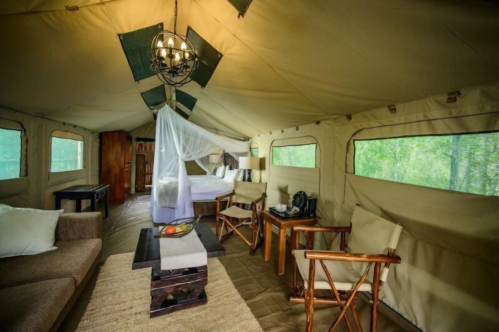 Luxury Tent photo 3