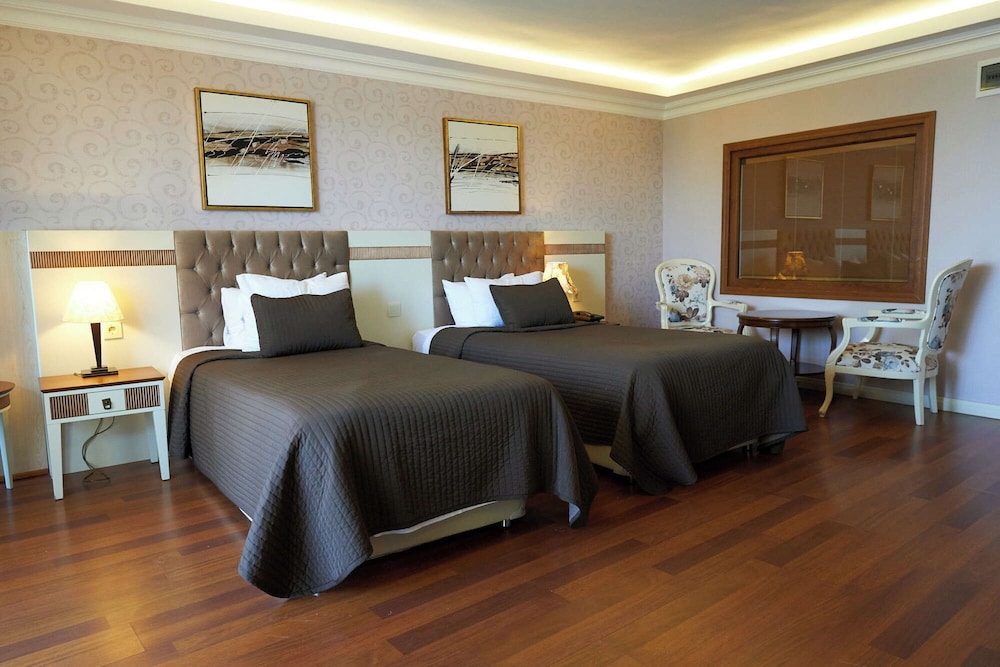 Premium Double Room, 1 Bedroom, Balcony, Sea View photo 2