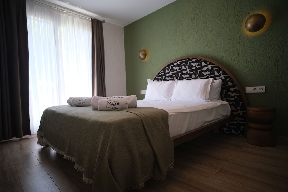 Deluxe Double Room, Balcony, Courtyard View photo 1