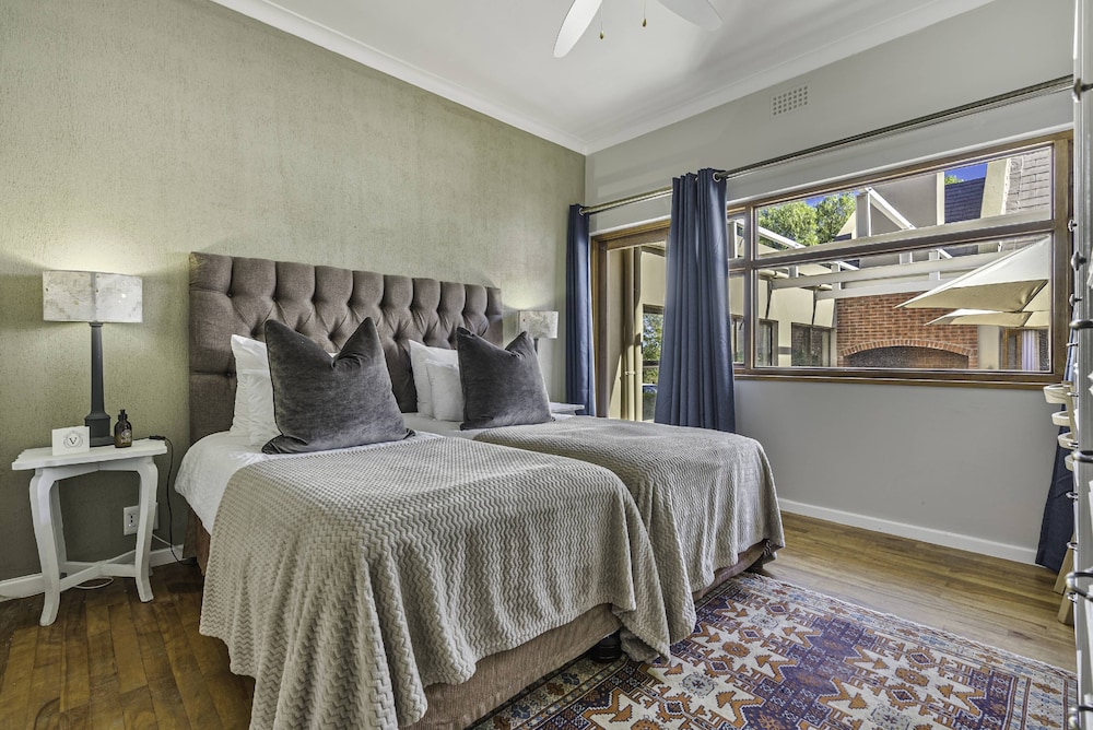 Luxury Double or Twin Room - Photo 12