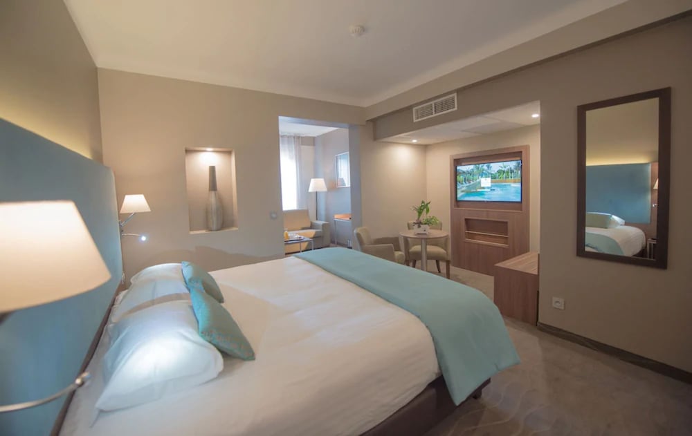 Executive Quadruple Room
