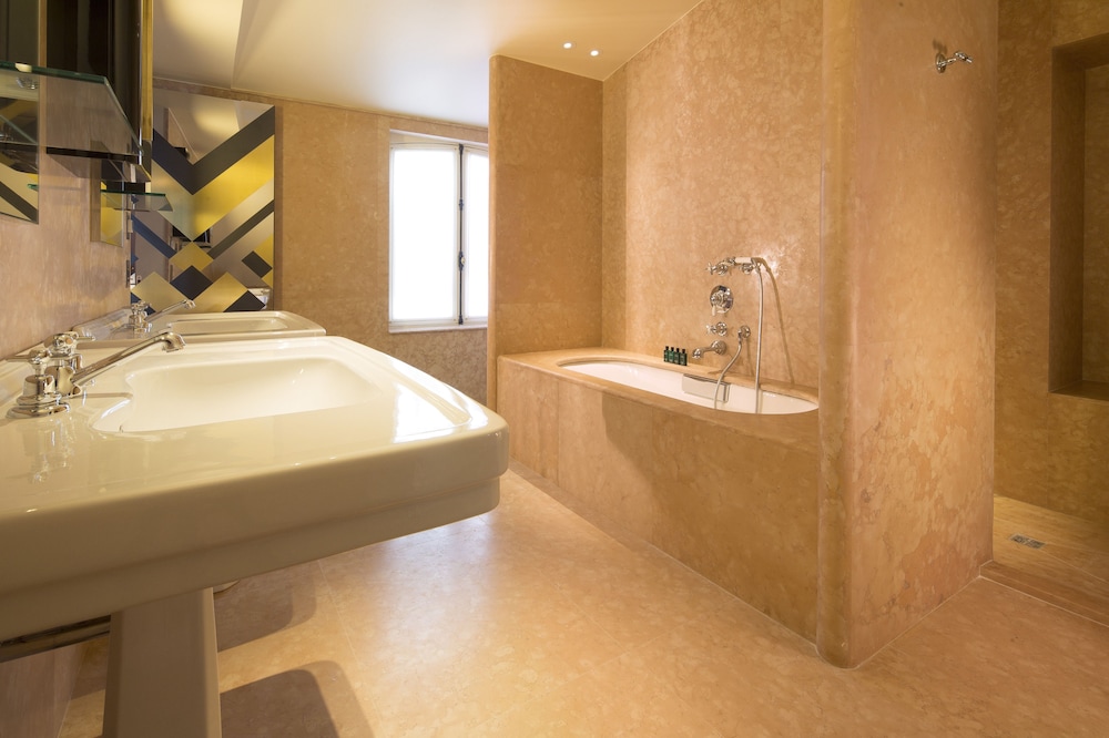 Suite, free access to Spa upon request photo 3