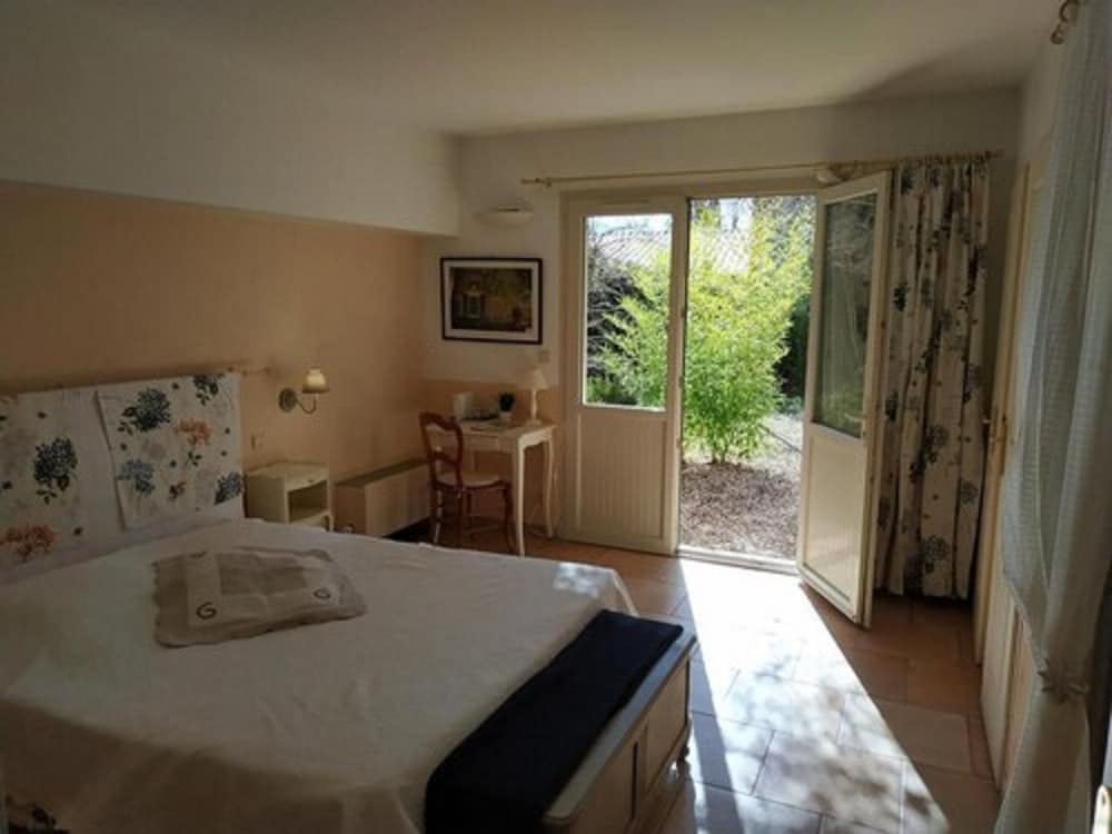 Double Room (Loup)