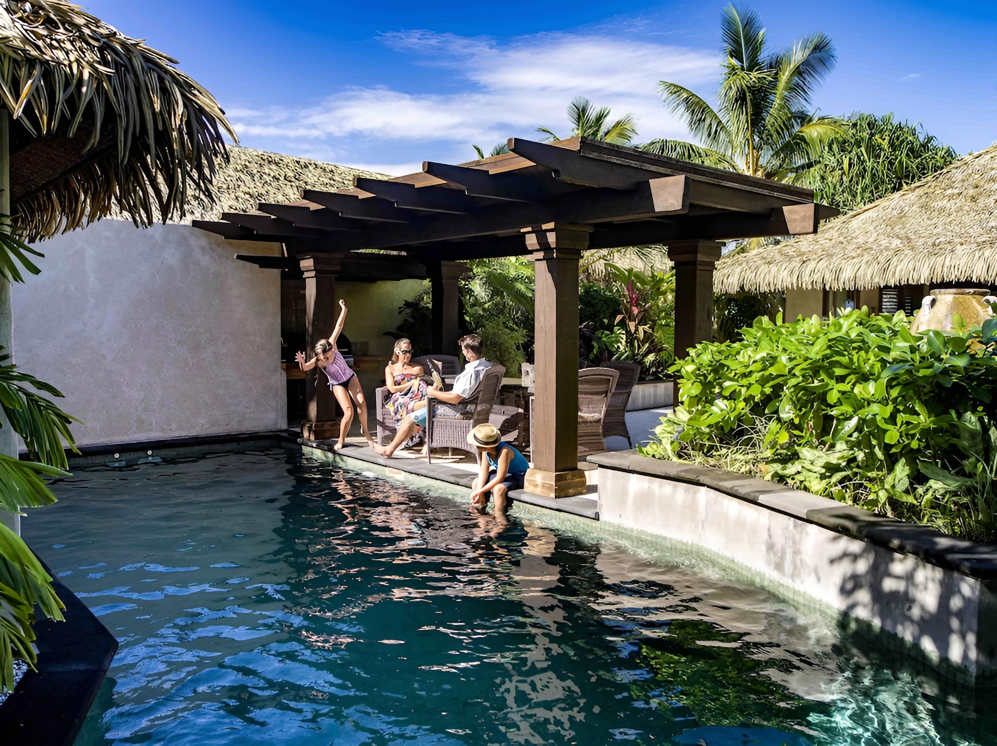 Presidential Beachfront Villa photo 3