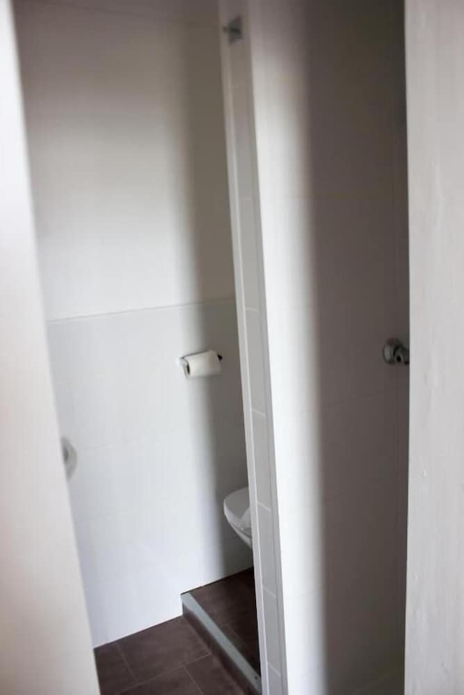 Double Room (Small, Rear View) photo 2