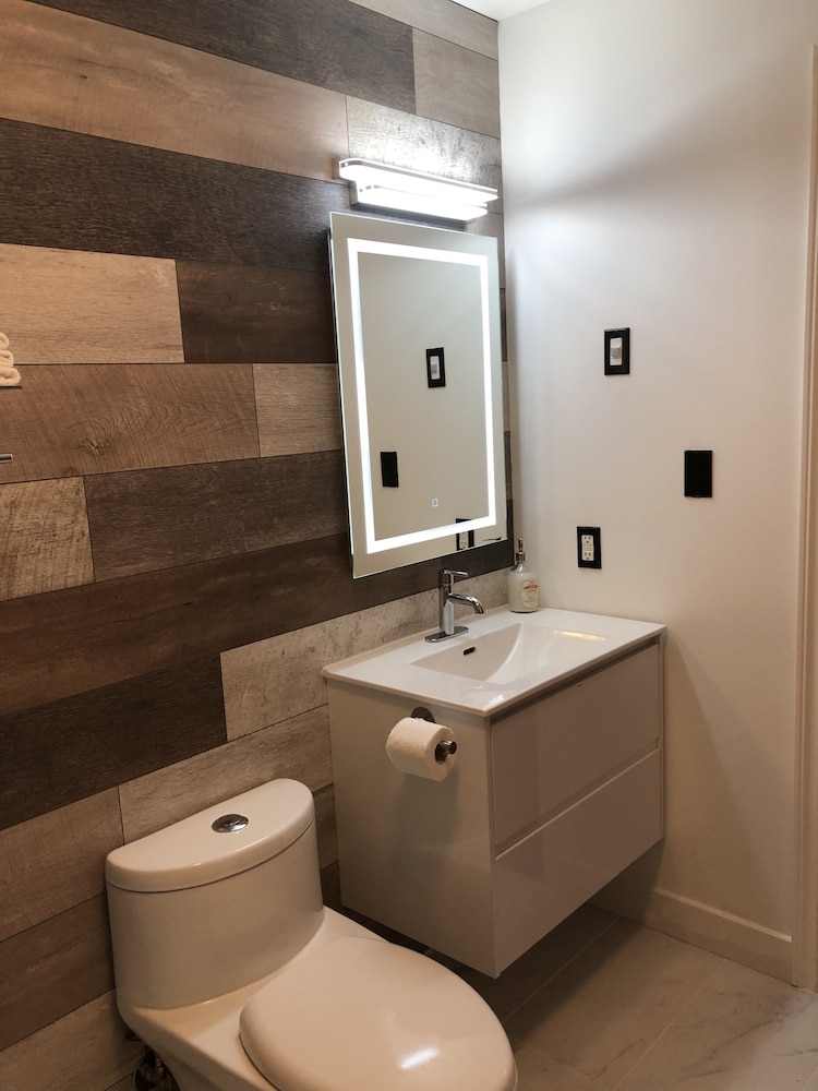 Standard Duplex, Multiple Beds (Duplex) photo 2