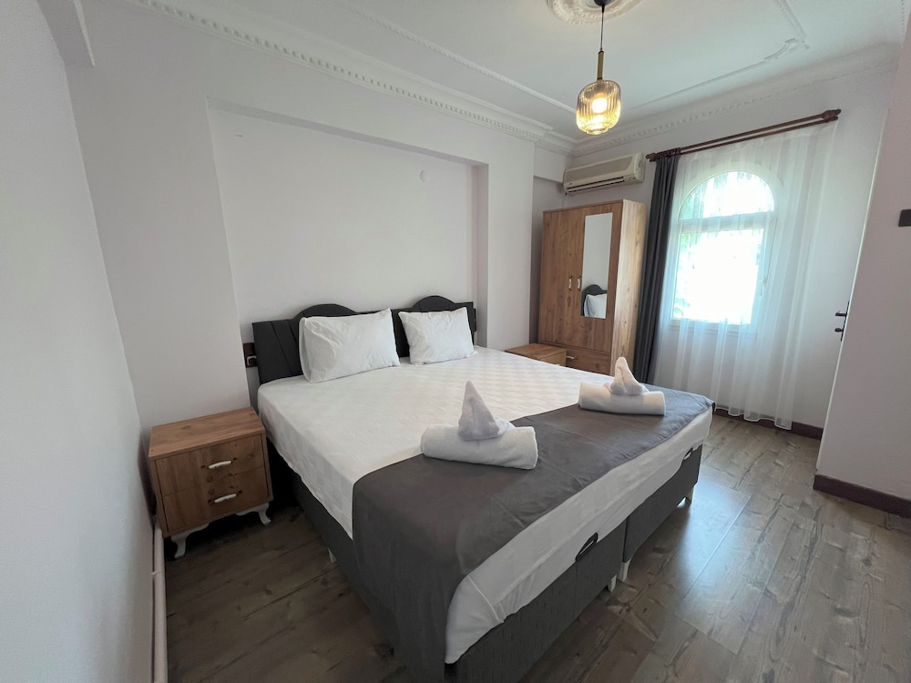 Comfort Double or Twin Room, Balcony photo 2