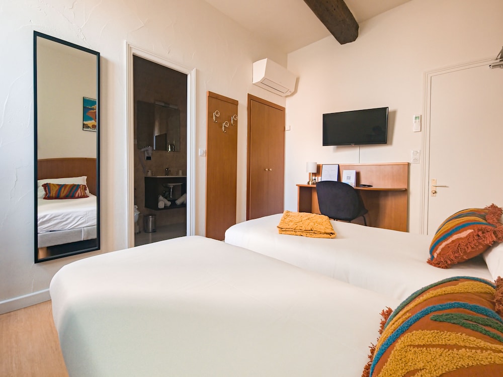 Comfort Twin Room