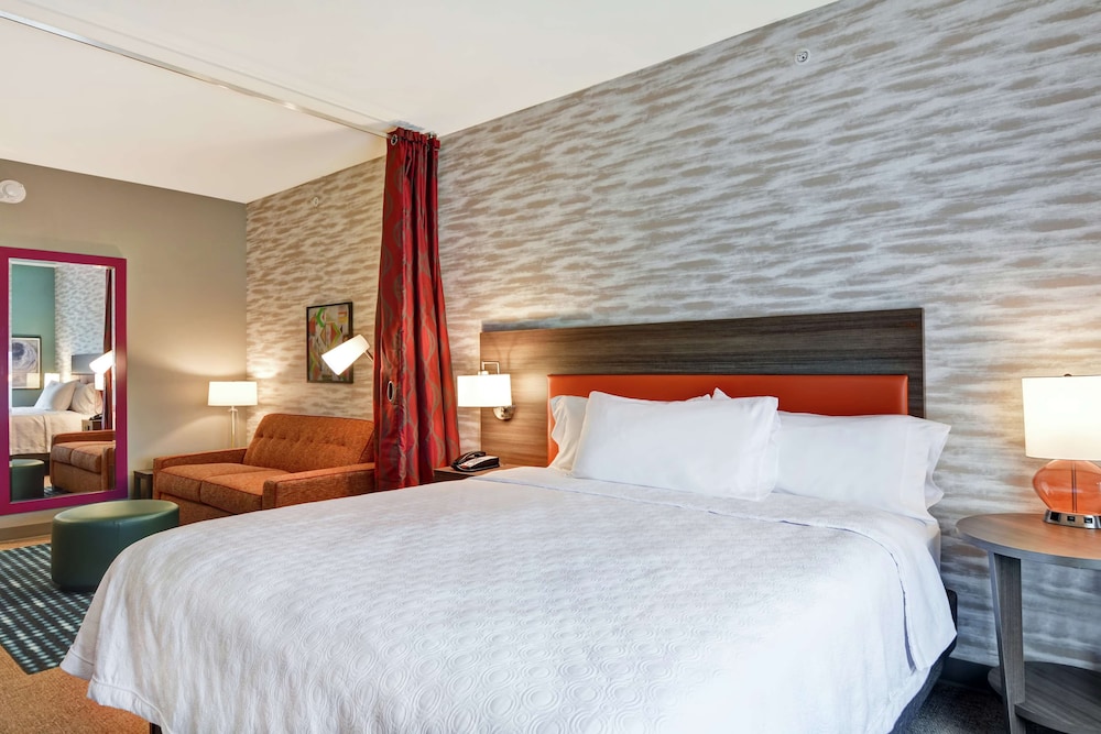 Studio Suite, 1 King Bed, Non Smoking - Photo 9