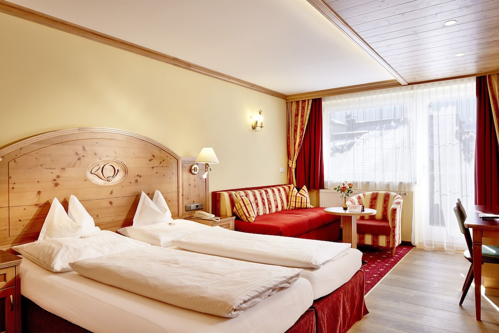 Juniorsuite Bergjuwel mit Balkon photo 1