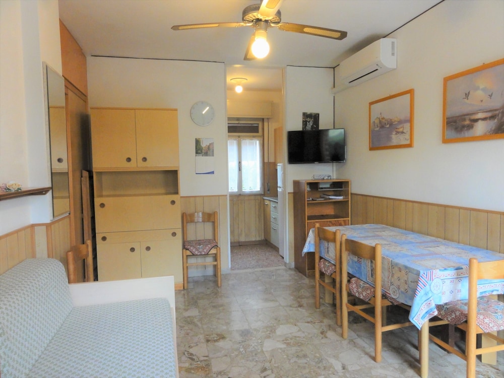 Apartment, 2 Bedrooms (B30324)