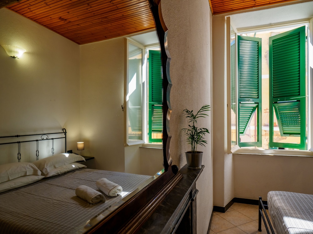Basic Room, Non Smoking photo 2