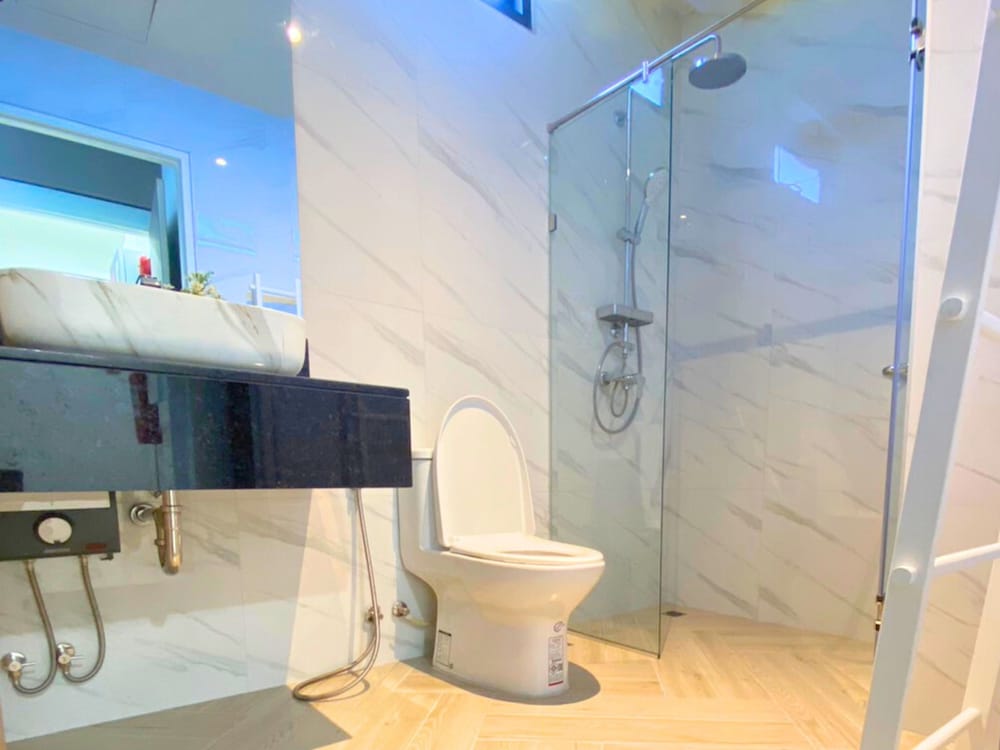 Standard Double Room - Photo 6