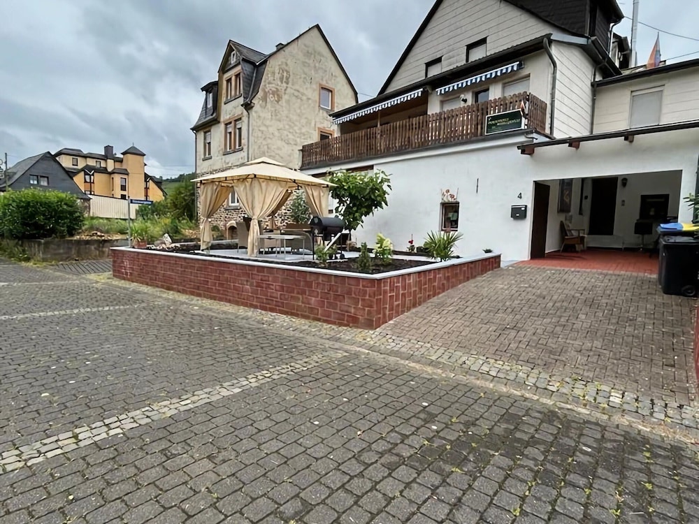 House photo 3