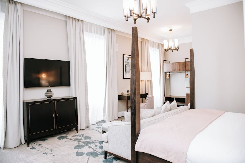 Deluxe Suite - Photo 5