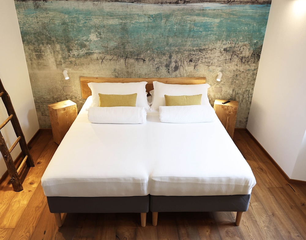 Classic Double or Twin Room photo 1