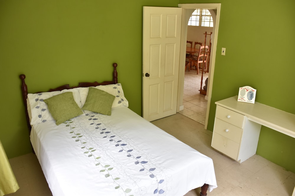 Standard Apartment, 3 Bedrooms, Ocean View photo 1