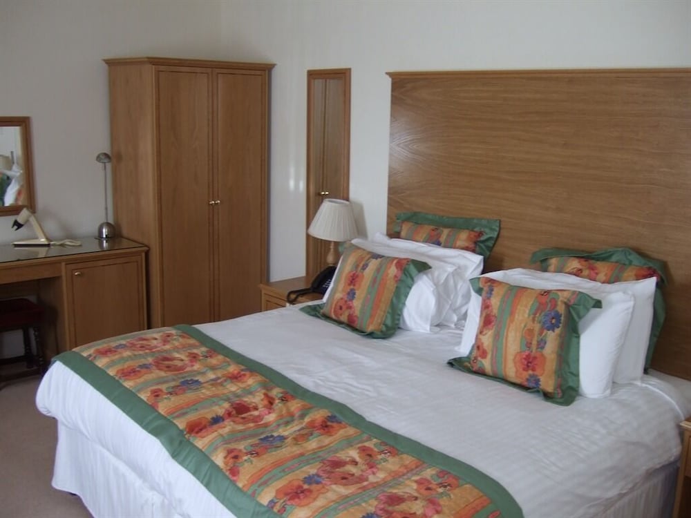 Triple Room, Ensuite photo 2