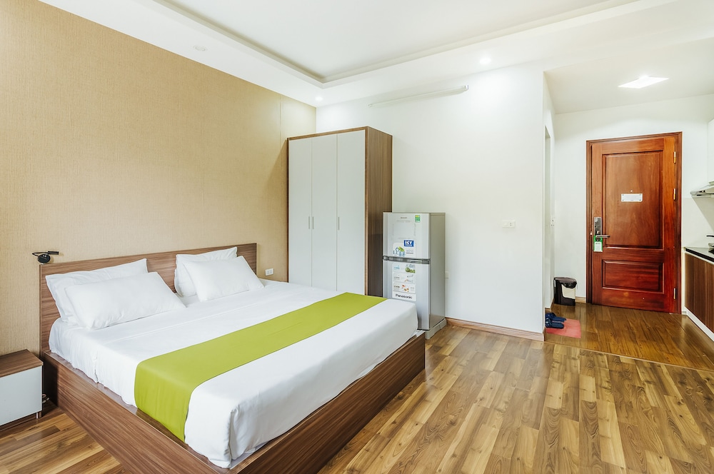 Suite Double Room with Balcony Garden View photo 2
