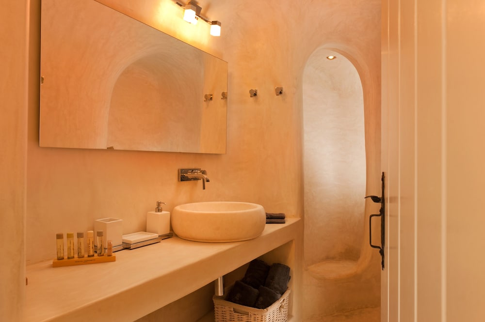 Premium Loft with Pool Access Caldera View - Photo 6