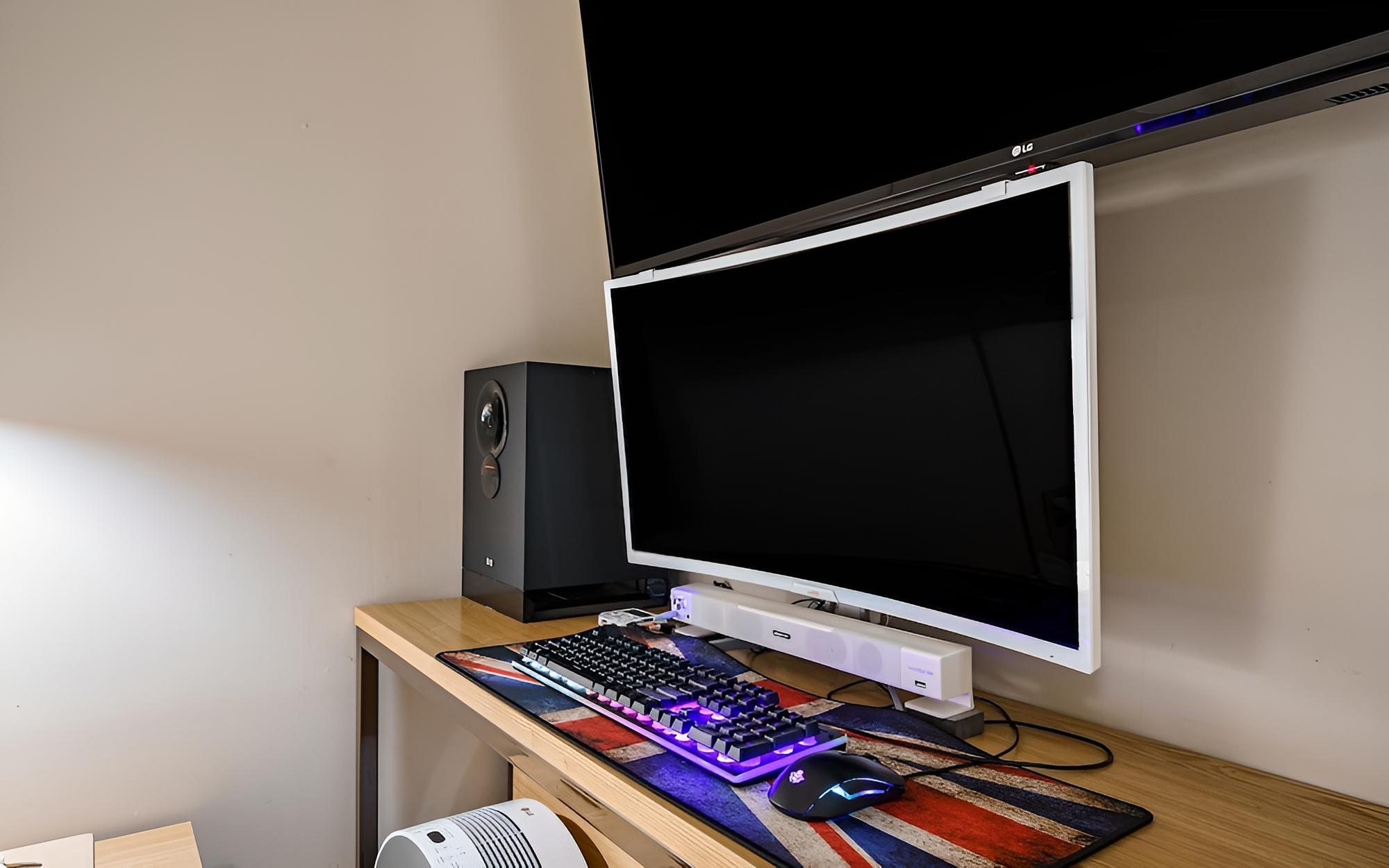 Room (Economy Room (Netflix Disney TVing Wa)