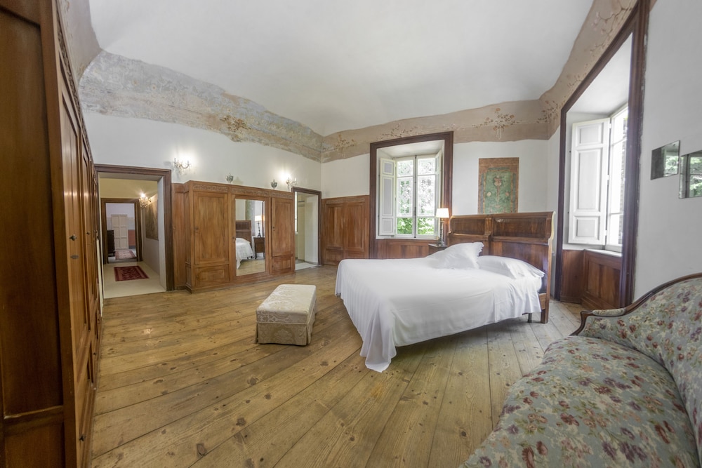 Luxury Quadruple Room