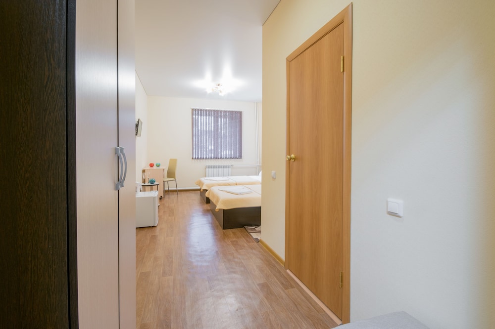 Comfort Twin Room, 2 Double Beds photo 1