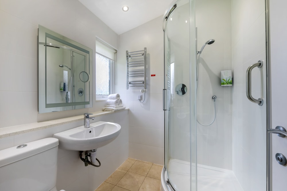 Lodge, 2 Bedrooms - Photo 17