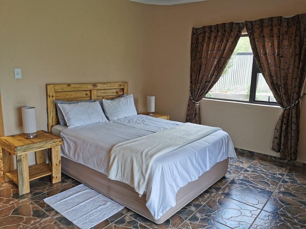 Standard Double Room - Photo 1