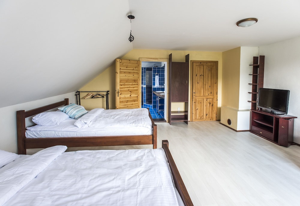 Comfort Quadruple Room, Mountain View photo 1
