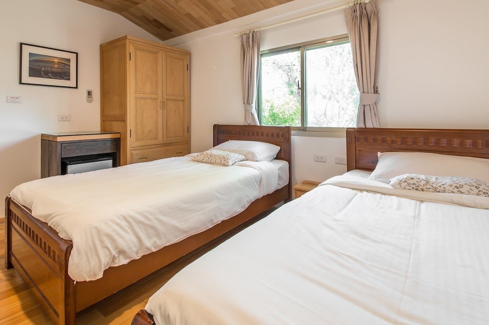 Standard Twin Room photo 2