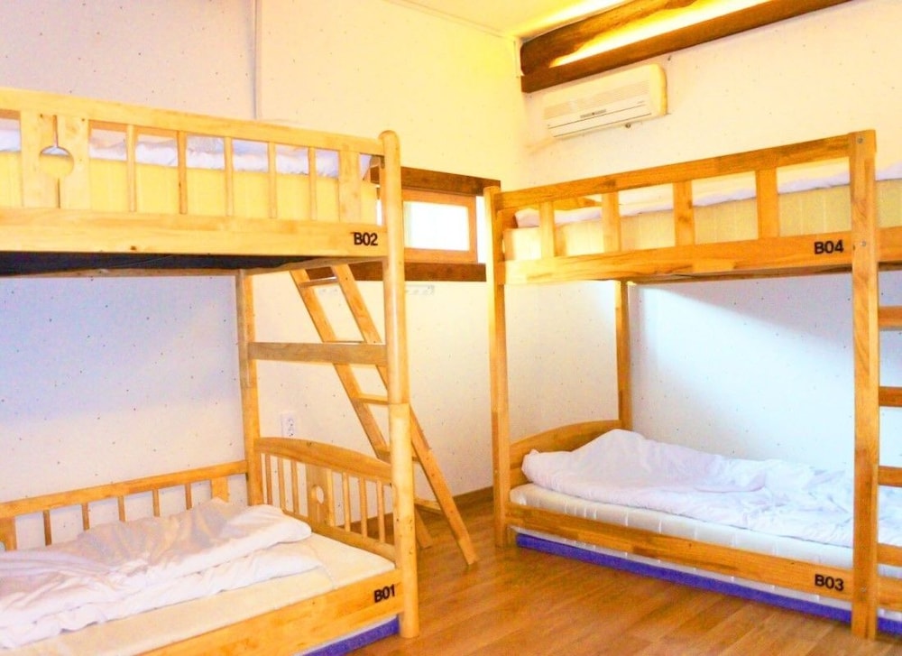 Shared Dormitory, Mixed Dorm (Traditional 'Hanok', Family, BEK) photo 1