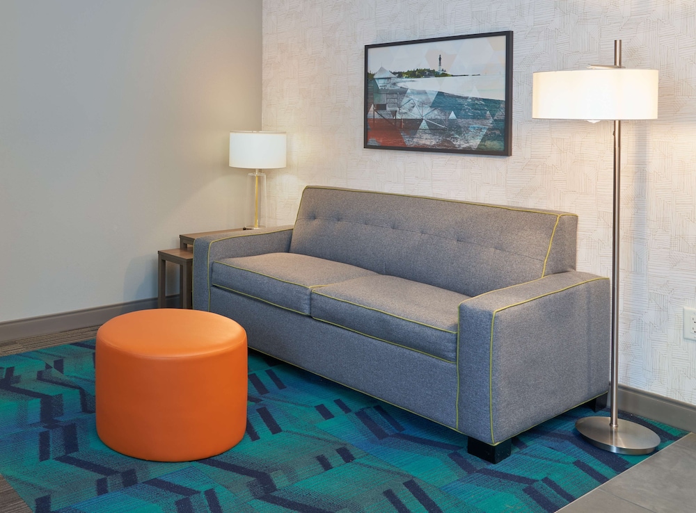 Suite, 1 King Bed, City View - Photo 6
