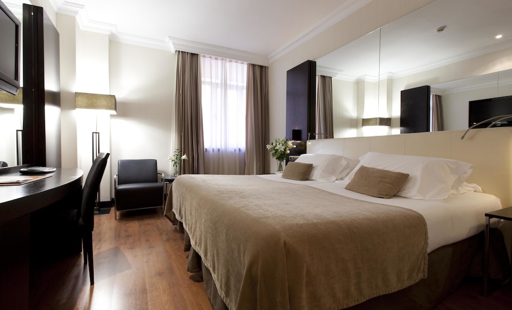 Double Room - Photo 2