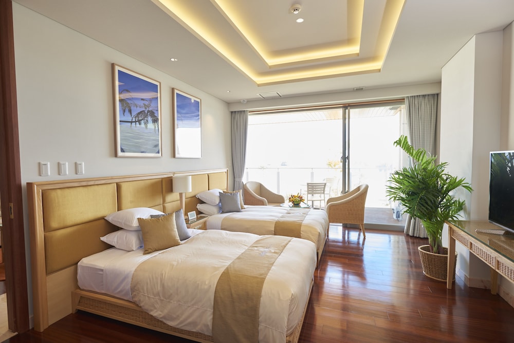 Ocean Garden 2nd Floor,1 Bedroom Suite, Non Smoking photo 3