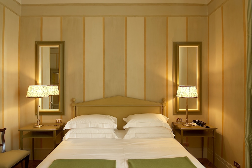 Deluxe Double or Twin Room, City View - Photo 2