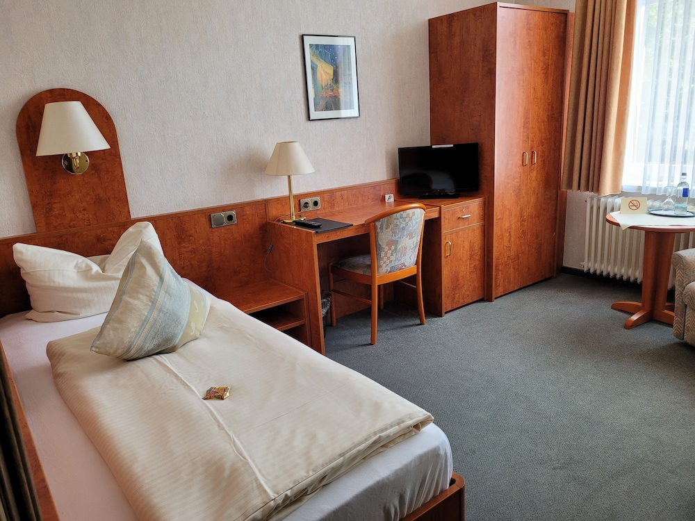 Economy Single Room, Annex Building