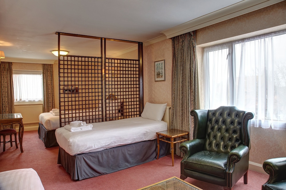 Twin Room 1 photo 2